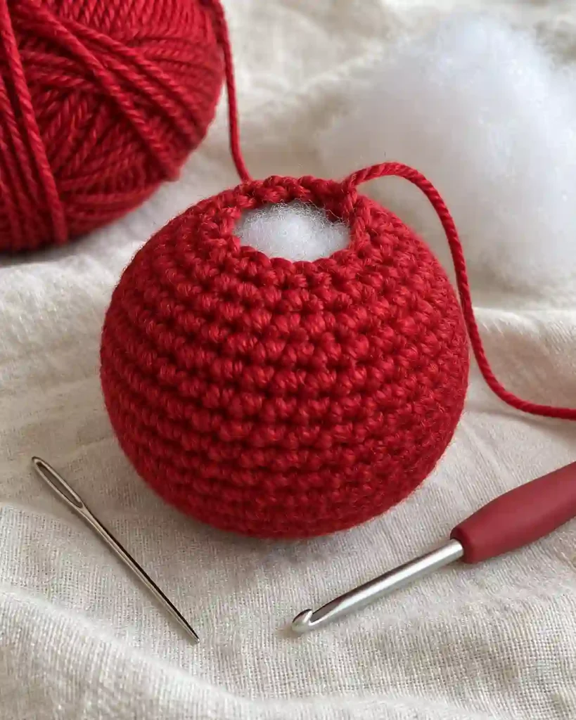 Step-by-Step Easy Crochet Christmas Bauble Tutorial 3