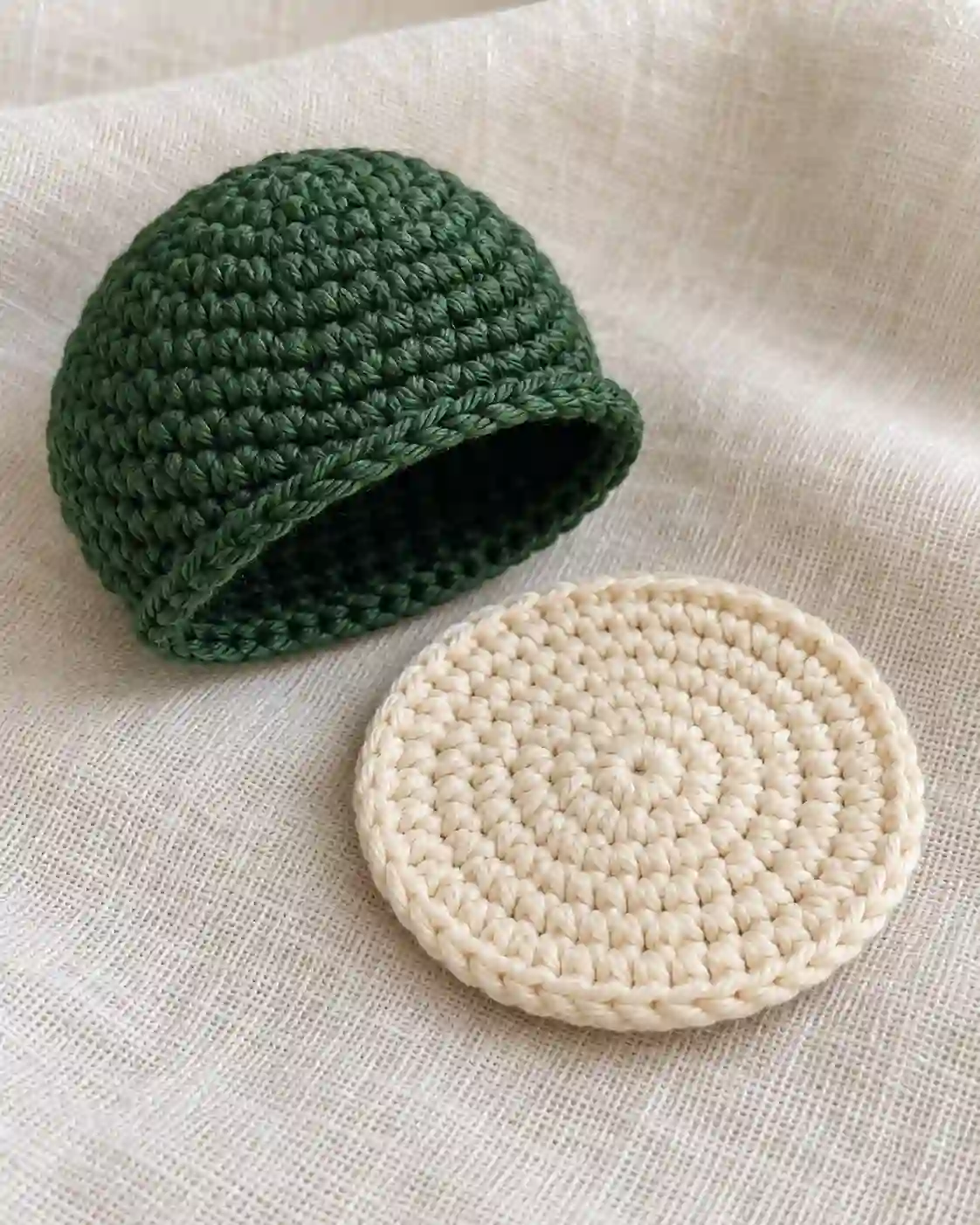 Mini Crochet Turtle Pattern showing the separate dark green domed shell and