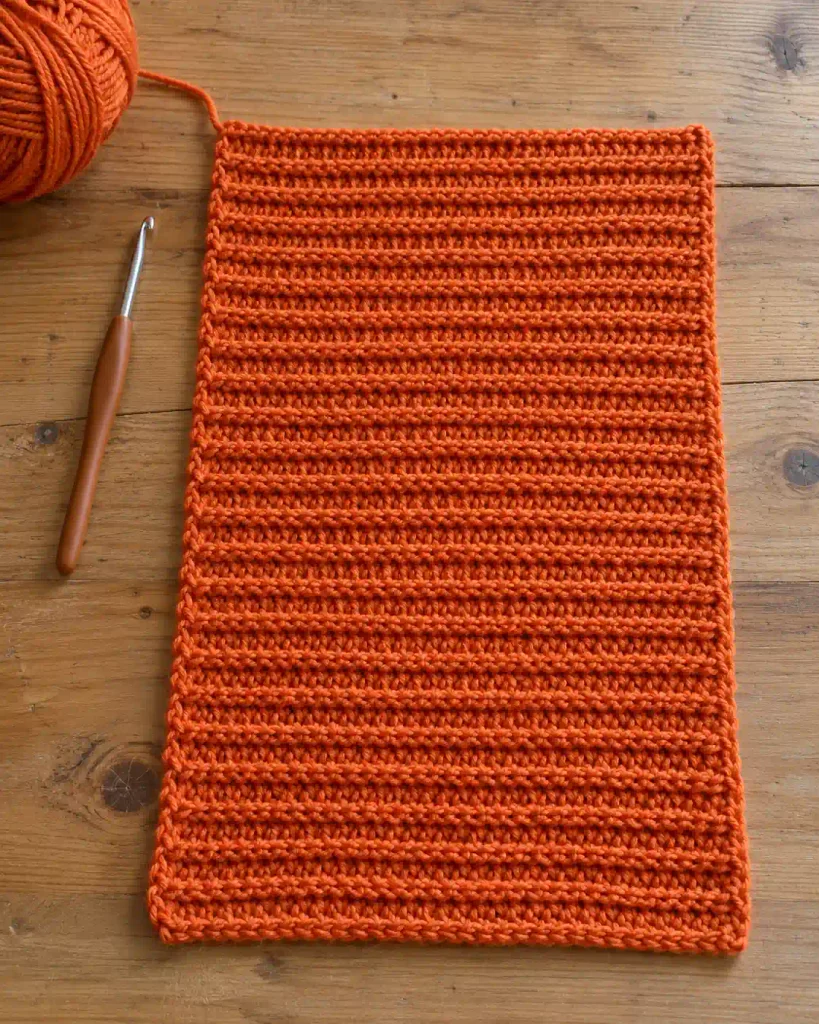 crochet-pumpkin-ribbed-body